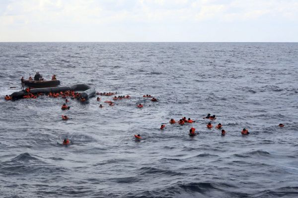 Τραγωδία δίχως τέλος στη Μεσόγειο: Υπερδιπλασιάστηκαν φέτος οι θάνατοι μεταναστών