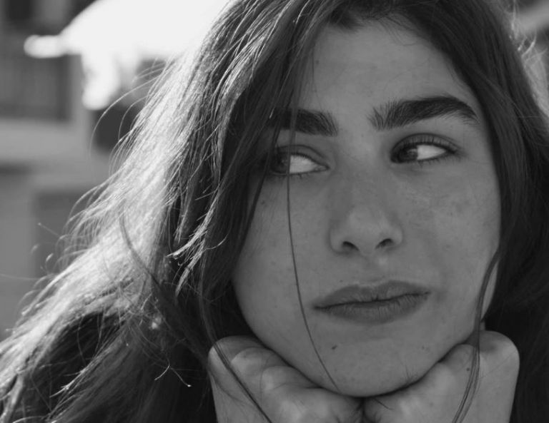 Χρύσα Μιχαλοπούλου: Δημόσια έκκληση από την ηθοποιό – Τι συνέβη