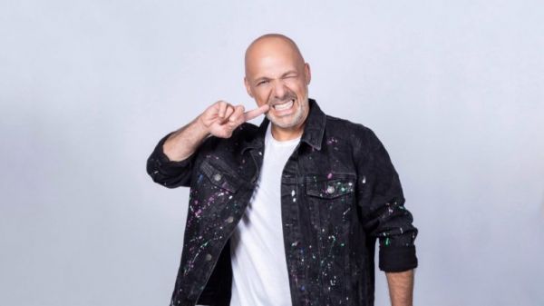 Νίκος Μουτσινάς: Αλλάζει ώρα η εκπομπή του;