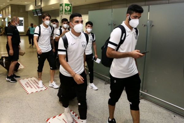 Ολυμπιακός: Έφτασε στην Αθήνα η Νέφτσι Μπακού (pics, vid)