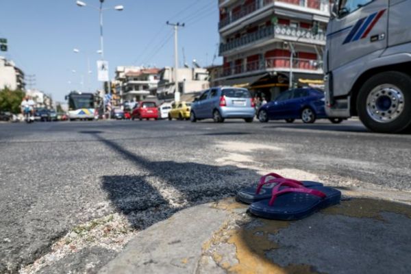 Τροχαίο στη Νίκαια: Αμίλητος στον εισαγγελέα ο οδηγός του φορτηγού που παρέσυρε την 7χρονη