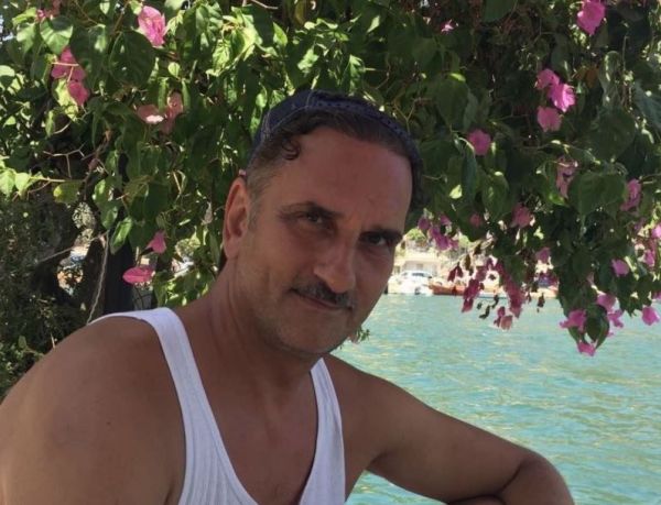 Νίκος Ψαρράς: «Έκοψα το κάπνισμα κι είμαι πιο χοντρός από ποτέ»