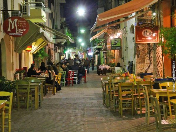 Κρήτη: Βγήκαν οι κατσαρίδες από τα φρεάτια – Πανικόβλητος ο κόσμος