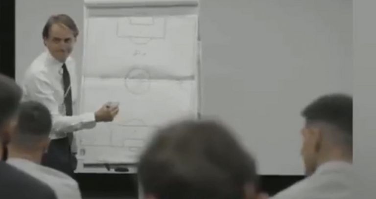 Μαντσίνι προς τους παίκτες του πριν από τον τελικό με την Αγγλία: Ξέρετε τι πρέπει να κάνετε