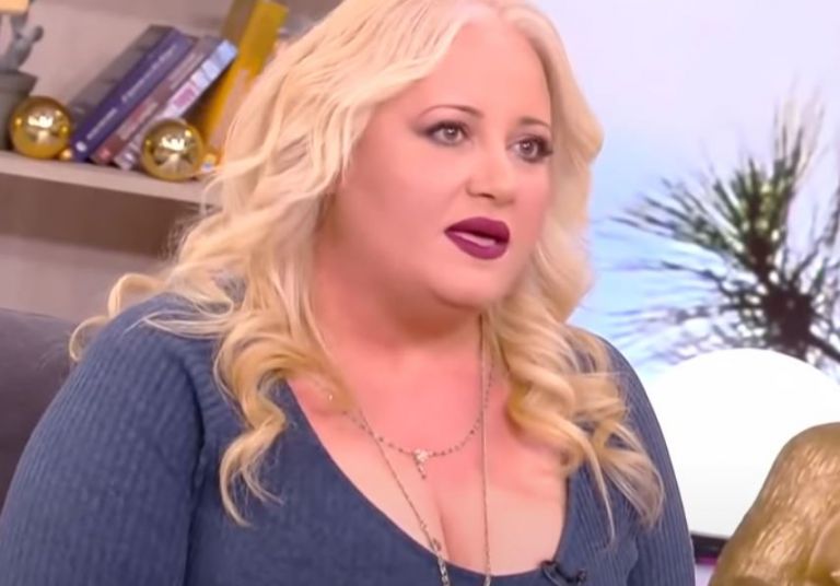 Παρθένα Χοροζίδου: «Θα προχωρήσουμε ως κοινωνία ή θα μετράμε κιλά, θερμίδες και κυτταρίτιδα;»