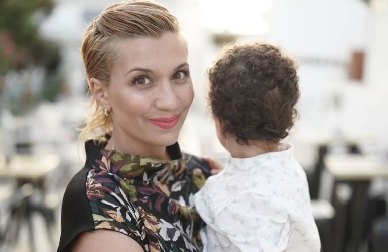 Αποκαλυπτική Πέννυ Μπαλτατζή: «Η ψυχική ασθένεια της μητέρας μου με έκανε…»