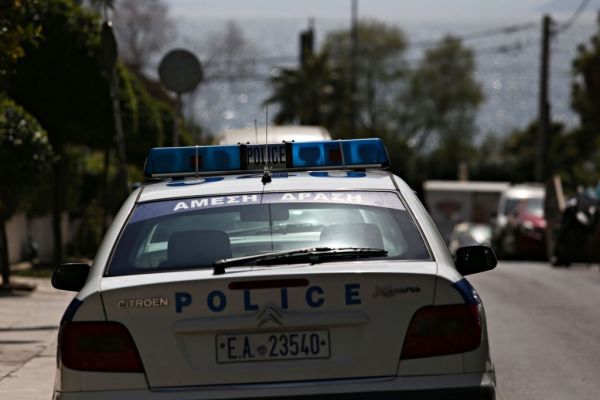 Ιωάννινα – Βρέθηκε πτώμα γυναίκας σε μπαούλο στο υπόγειο του σπιτιού της – Συνελήφθη ο ανιψιός της