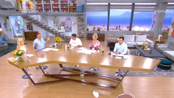 Φαίη Σκορδά: «Δεν μπορούμε να ασχολούμαστε συνέχεια με τον Πετράκο»