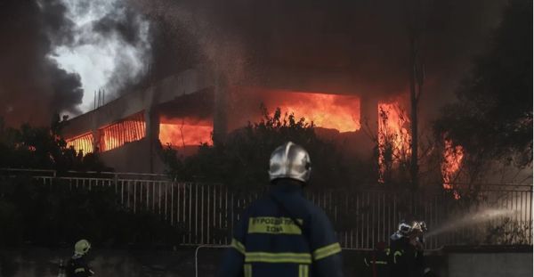 Τραγωδία στη Ροδόπη: Βρέθηκε νεκρό άτομο μετά την κατάσβεση πυρκαγιάς στο σπίτι του