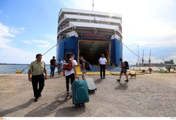 Πλοία: Νέο καθεστώς μετακινήσεων προς τα νησιά – Η διαδικασία επιβίβασης από τις 5 Ιουλίου