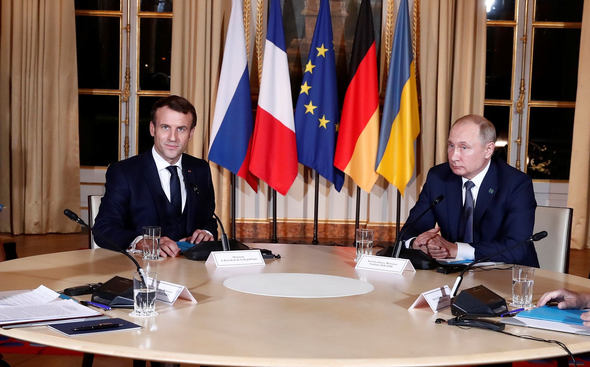 Επικοινωνία Μακρόν και Πούτιν για την κατάσταση σε Ουκρανία και Λιβύη