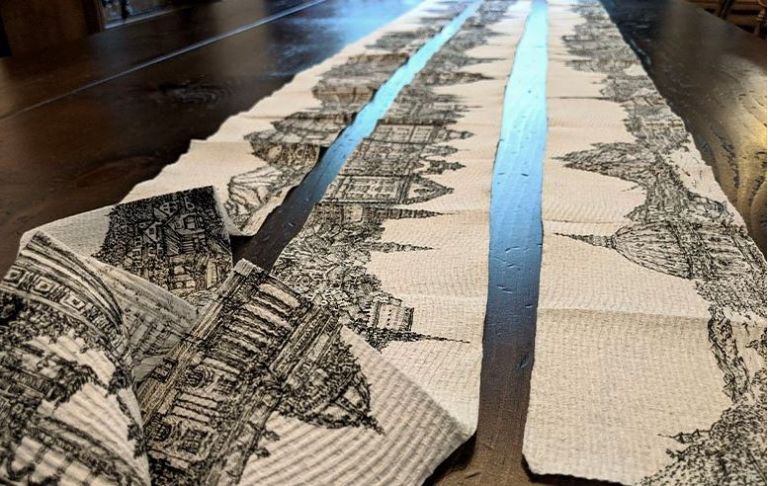 «The Escape Roll»: Eυρωπαϊκά τοπία ζωγραφισμένα σε… χαρτί υγείας