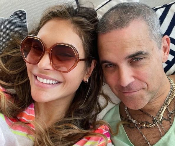 Ρόμπι Γουίλιαμς: Στη Μύκονο για διακοπές με τη γυναίκα του