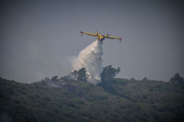 Φωτιά στη Σάμο: Τεράστια δύναμη για να ελεγχθούν οι τελευταίες εστίες