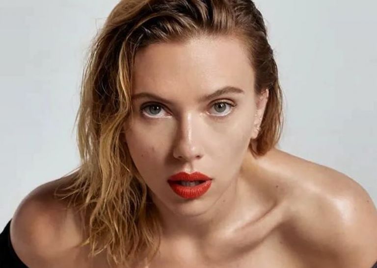 Σκάρλετ Γιόχανσον: Λανσάρει τη δική της σειρά καλλυντικών