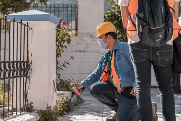 Ηράκλειο: Έλεγχος κτιρίων μετά τους απανωτούς σεισμούς από κλιμάκιο μηχανικών