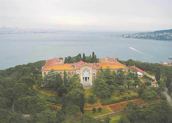 Κατεχόμενα – Ισορροπίες και φόβοι μετά την κρίση στα Βαρώσια