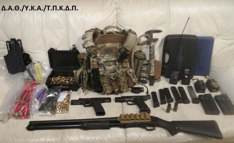 Θεσσαλονίκη: Άνδρας βγήκε στο μπαλκόνι και πυροβολούσε άσκοπα