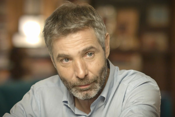 Θοδωρής Αθερίδης: Εμβολιάστηκε κατά του κοροναϊού και έστειλε το δικό του μήνυμα