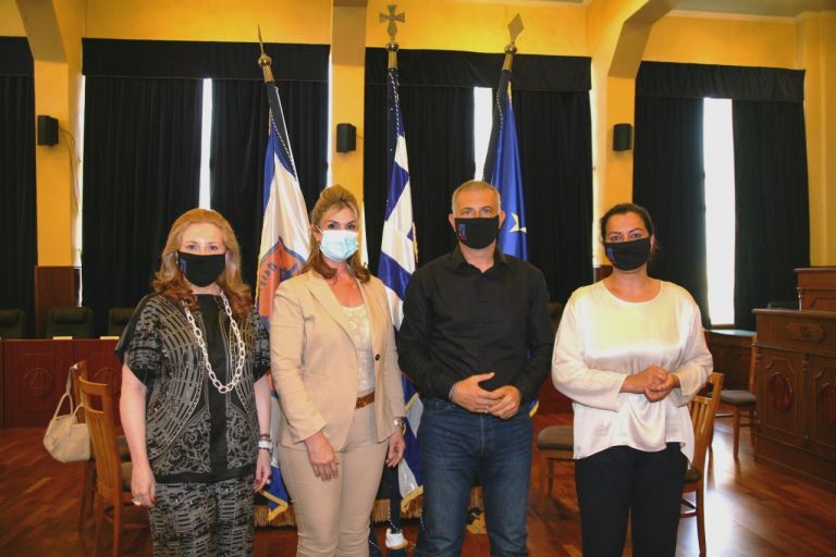 Πειραιάς: Νέοι δρόμοι ανάπτυξης και συνεργασίας από την αδελφοποίηση με την πόλη του Παναμά