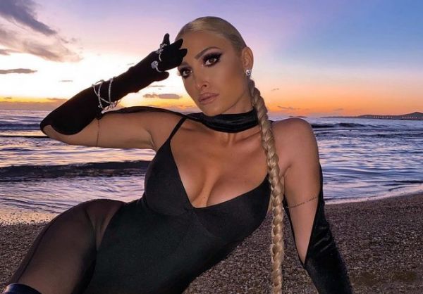 Ιωάννα Τούνη: Νέες φωτογραφίες της από τις διακοπές στη Νάξο