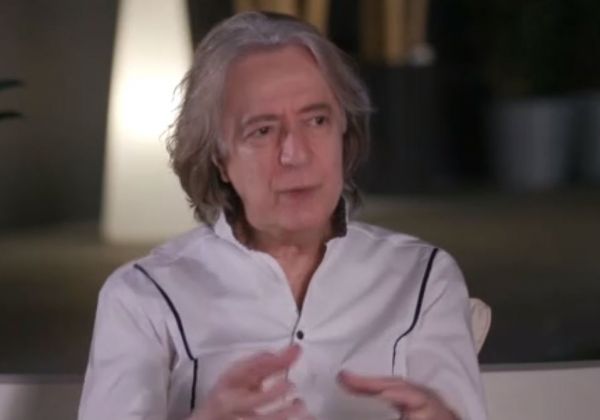 Κώστας Τουρνάς: «Έμεινα αποσβολωμένος όταν μου είπαν ότι έχω πεθάνει καλλιτεχνικά»