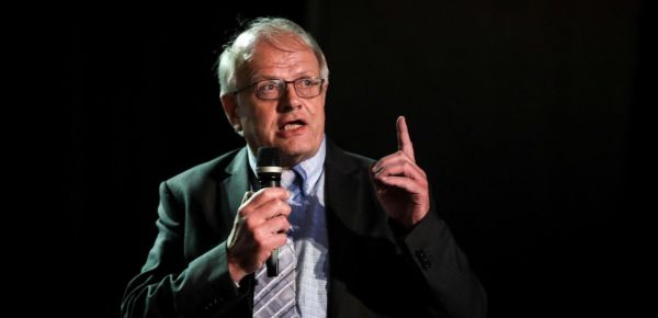 Τσελέντης για σεισμό στη Θήβα: «Οι κάτοικοι να ξεσκονίσουν λίγο τις οδηγίες της σεισμικής προφύλαξης»