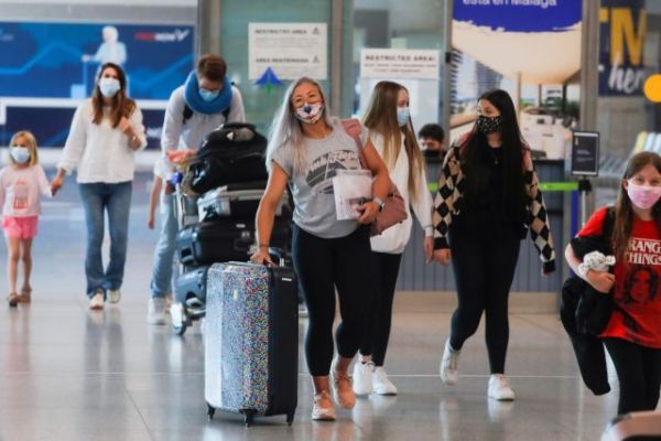Ισραήλ: Σχεδιάζει «φρένο» στα ταξίδια προς την Ελλάδα λόγω των αυξημένων κρουσμάτων
