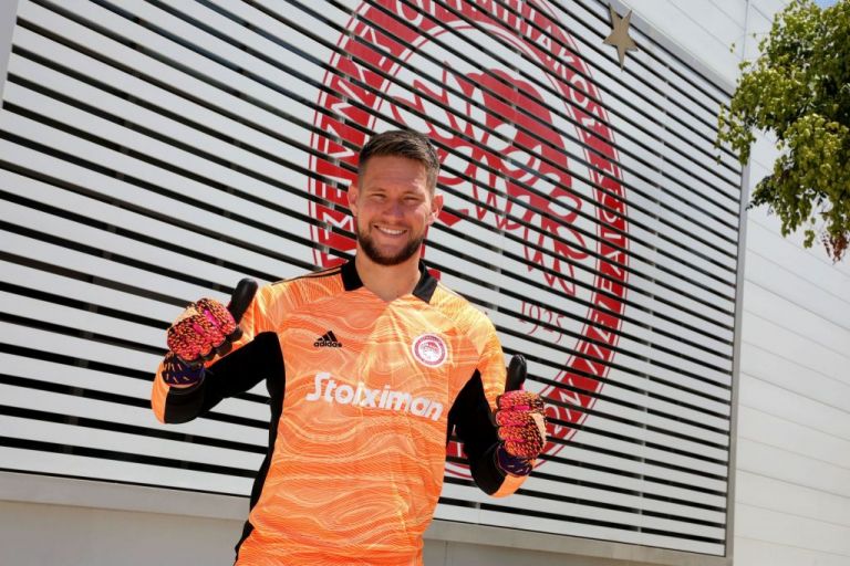 Επίσημο: Ο Βατσλίκ στον Ολυμπιακό