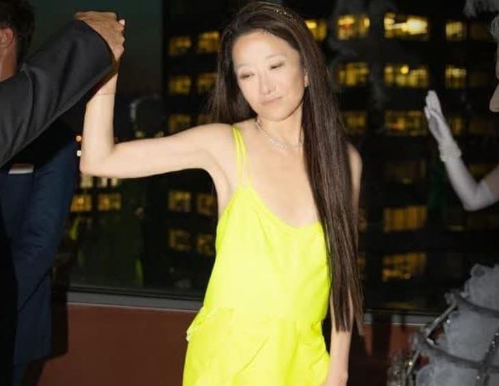 Μα τι κάνει η Βέρα Γουάνγκ και στα 72 μοιάζει με 25αρα;