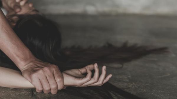 Σεξουαλική επίθεση: Συνελήφθη 47χρονος για τον βιασμό δύο κοριτσιών