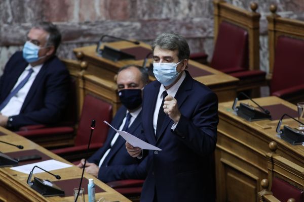 Χρυσοχοΐδης: Για πρώτη φορά εκπονούμε δημόσια στρατηγική καταπολέμησης εμπορίας ανθρώπων