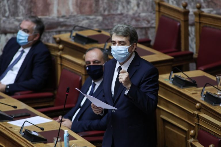 Χρυσοχοΐδης: Για πρώτη φορά εκπονούμε δημόσια στρατηγική καταπολέμησης εμπορίας ανθρώπων