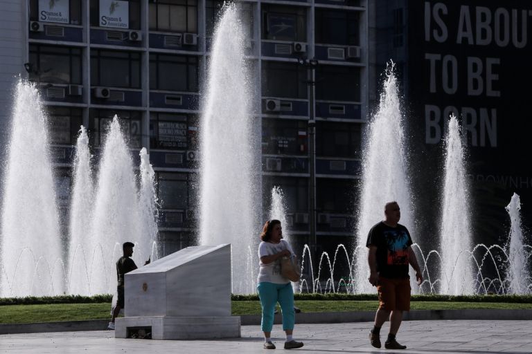 Καιρός: Έως 38 βαθμούς έφτασε η θερμοκρασία – Μικρή άνοδος την Τρίτη
