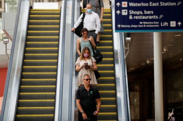 Βρετανία: Εμβόλιο σε εφήβους μόνο αν ανήκουν σε ευπαθείς ομάδες