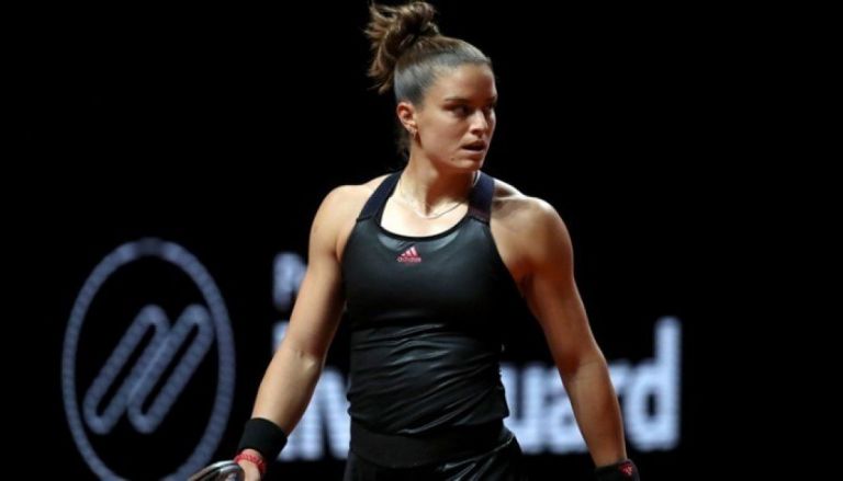 Τρελά ερωτευμένοι: Τα παιχνίδια Κωνσταντίνου Μητσοτάκη και Μαρίας Σάκκαρη στην παραλία