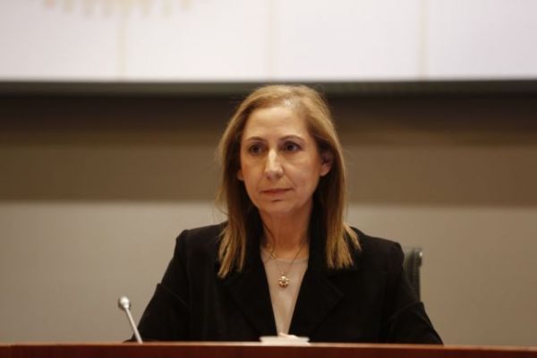 Ξενογιαννακοπούλου: Προσβολή και εμπαιγμός το 2% αύξηση στον κατώτατο μισθό