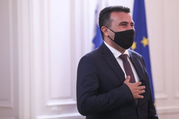 Βόρεια Μακεδονία: Ο Ζόραν Ζάεφ υπέβαλε αίτηση για να αποκτήσει νέο διαβατήριο με το νέο όνομα της χώρας