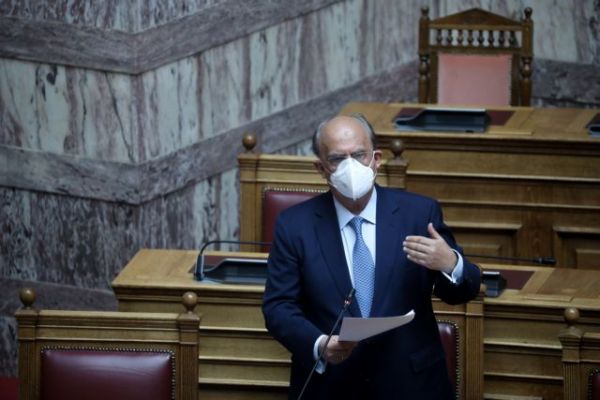 Ζαββός: Έκκληση στις τράπεζες να διατηρήσουν ένα υποκατάστημα σε κάθε περιοχή