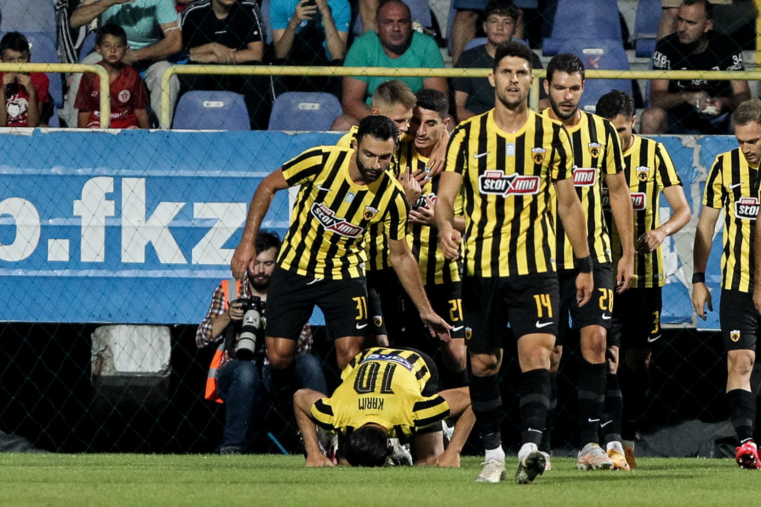 Άνοιξε το σκορ ο Ανσαριφάρντ, ισοφάρισε αμέσως η Βελέζ – Δείτε τα γκολ