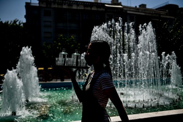 Κοροναϊός – Πού εντοπίζονται τα 2.760 κρούσματα – Δείτε αναλυτικά τον χάρτη της διασποράς