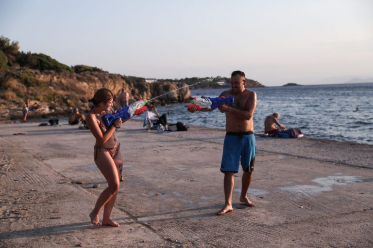 Κοροναϊός – Τριψήφιος αριθμός κρουσμάτων στην Αττική – Δείτε την κατανομή