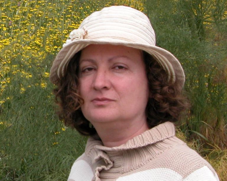 «Το ίδιο χώμα»: Η Λίλα Τρουλινού καταδύεται στην κρητική ιστορία