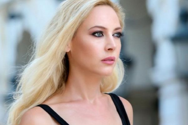 Φαίη Ξυλά: Οι φωτογραφίες της με μπικίνι θα σας αφήσουν με το στόμα ανοιχτό – Έχει… αψεγάδιαστο κορμί