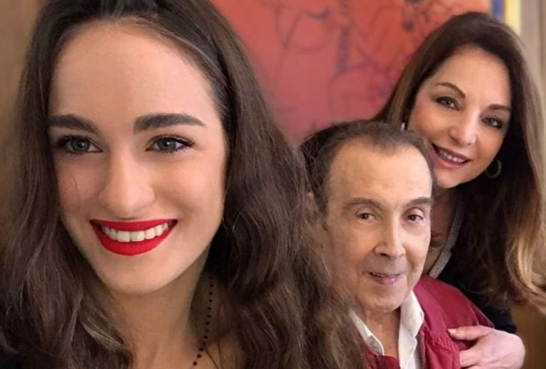 Άντζελα Γκερέκου: Συντετριμμένη από τον θάνατο του Τόλη Βοσκόπουλου – Το πρώτο της μήνυμα