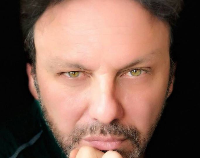 Στάθης Αγγελόπουλος: Κρίσιμη μάχη με τον κοροναϊό – «Είμαστε κατά του εμβολίου»