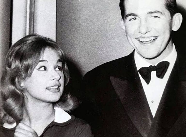 Αλίκη Βουγιουκλάκη: Το ειδύλλιο που πήρε διαστάσεις αστικού μύθου