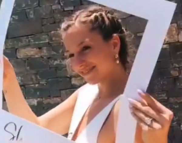 Αμαλία Αρσένη: Η ρομαντική ιστορία αγάπης που θα φορέσει νυφικό