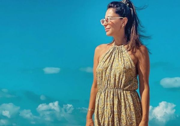 Κατερίνα Παπουτσάκη: Οικογενειακές διακοπές στην Δονούσα