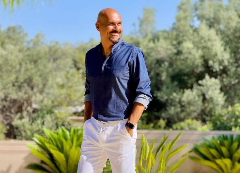 Δημήτρης Σκουλός: Πανευτυχής μπαμπάς ο κριτής του GNTM – H φωτογραφία με την κόρη του λίγο πριν το εξιτήριο